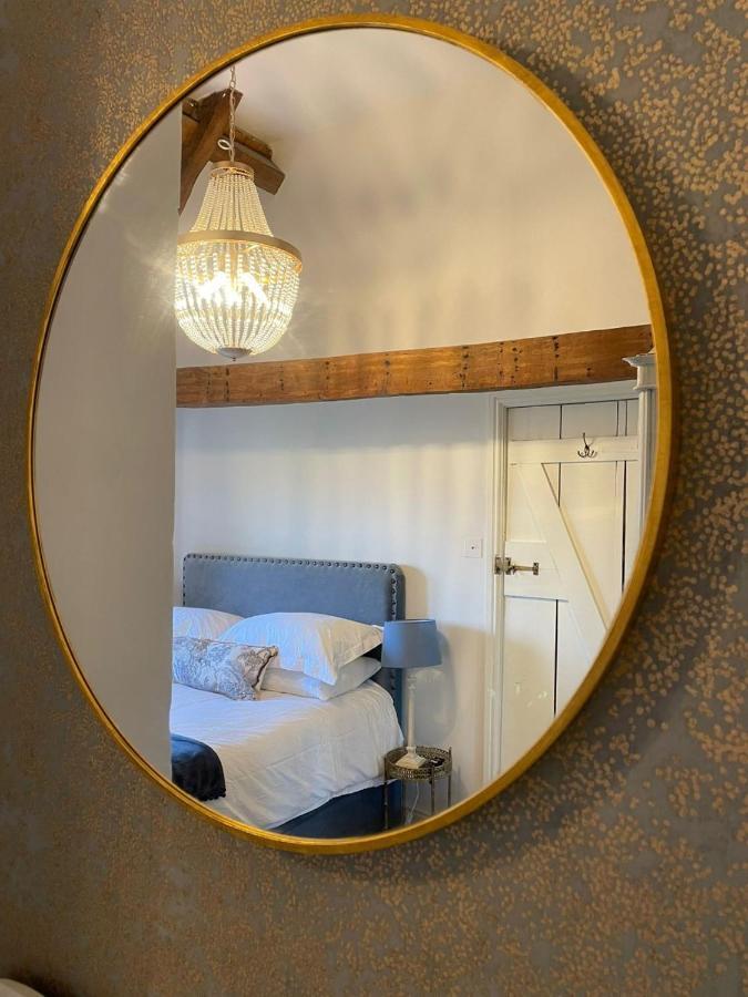 Hebe Cottage - Idyllic And Homely With Attention To Detail Atworth Экстерьер фото